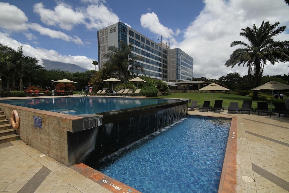 Mount Meru Hotel Arusha Exterior foto